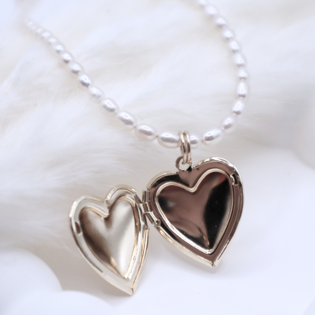 Heart Locket Classic Pearl Necklace