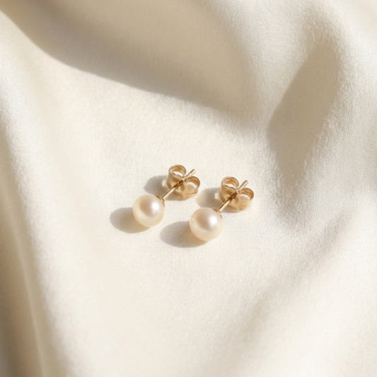Mimi Small (5 mm) Pearl Stud Earrings