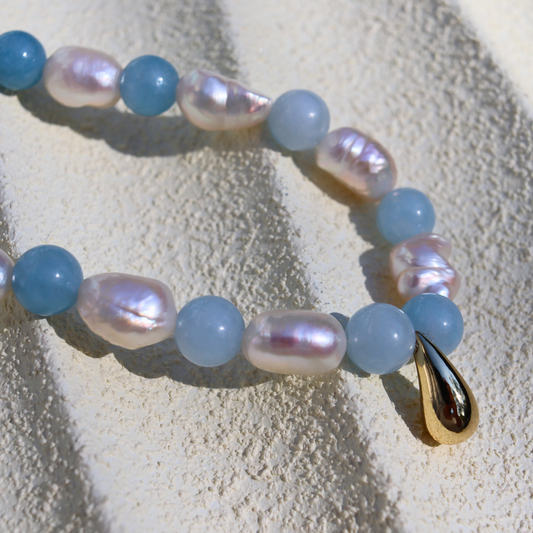 Seafoam Charm - Crystal Beads Necklace with Baroque Pearls & a Golden Droplet Pendant