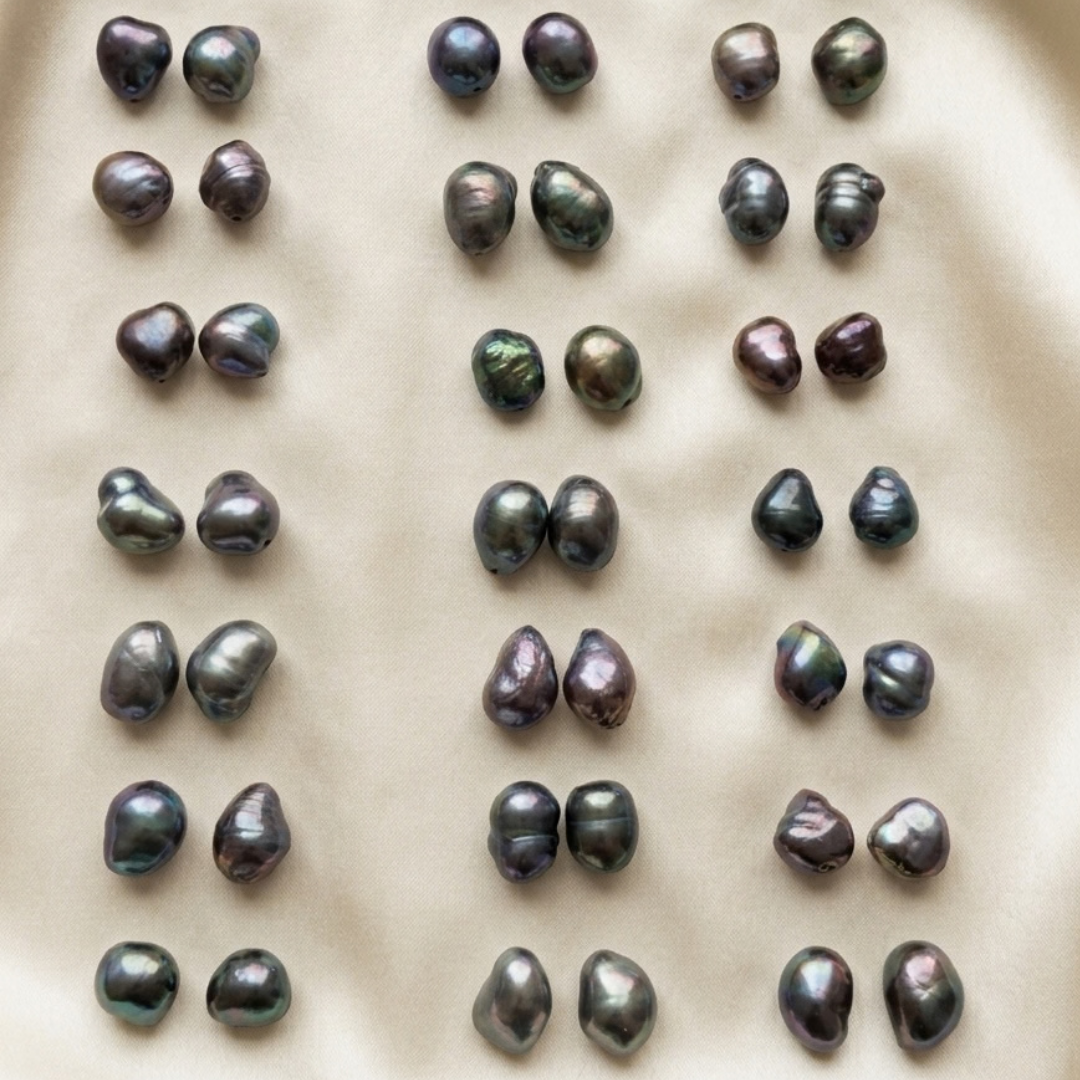 Elara Black Broque Pearl Heart Stud Earrings