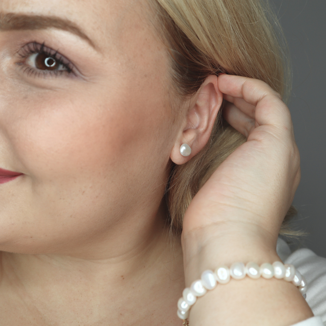 Iris Baroque Pearl Stud Earrings