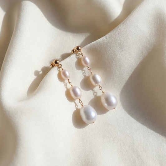 Camelia Crescendo Drop Pearl Earrings