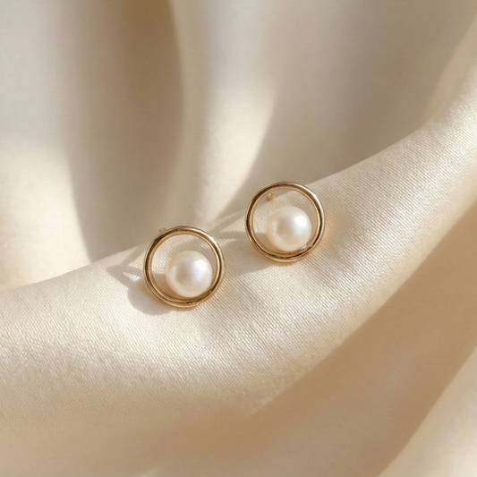 Clara Pearl Stud Earrings