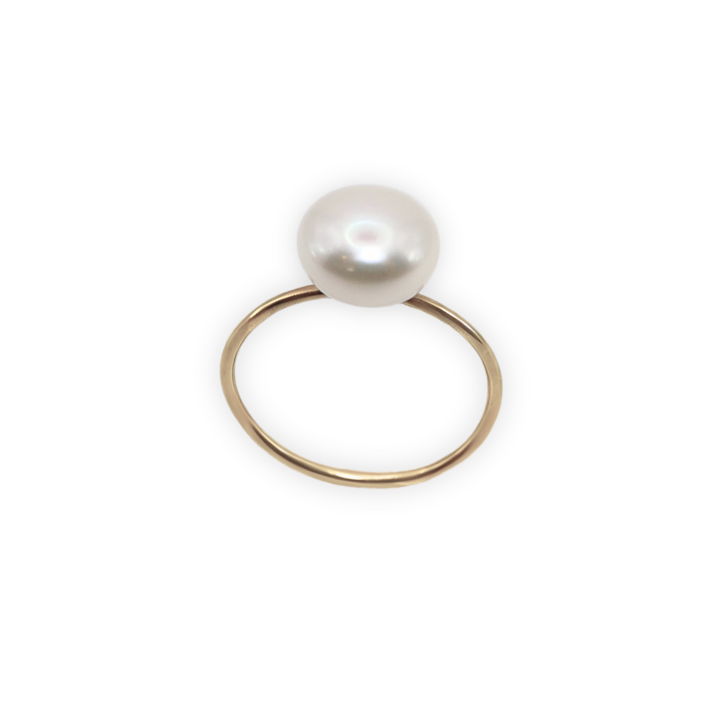 A luxurious gold ring adorned with a large exquisite pearl, radiating elegance and timeless beauty.