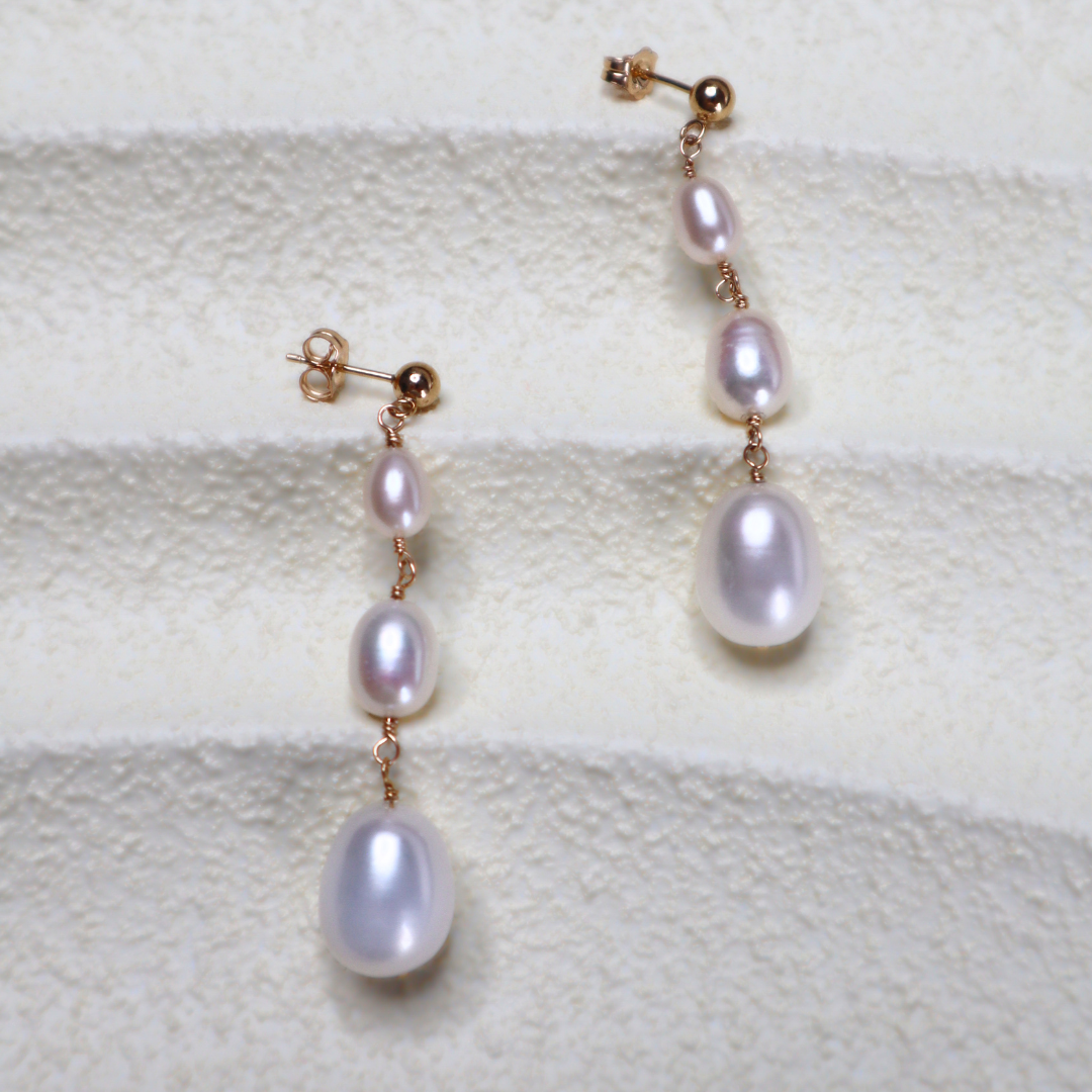 Camelia Crescendo Drop Pearl Earrings