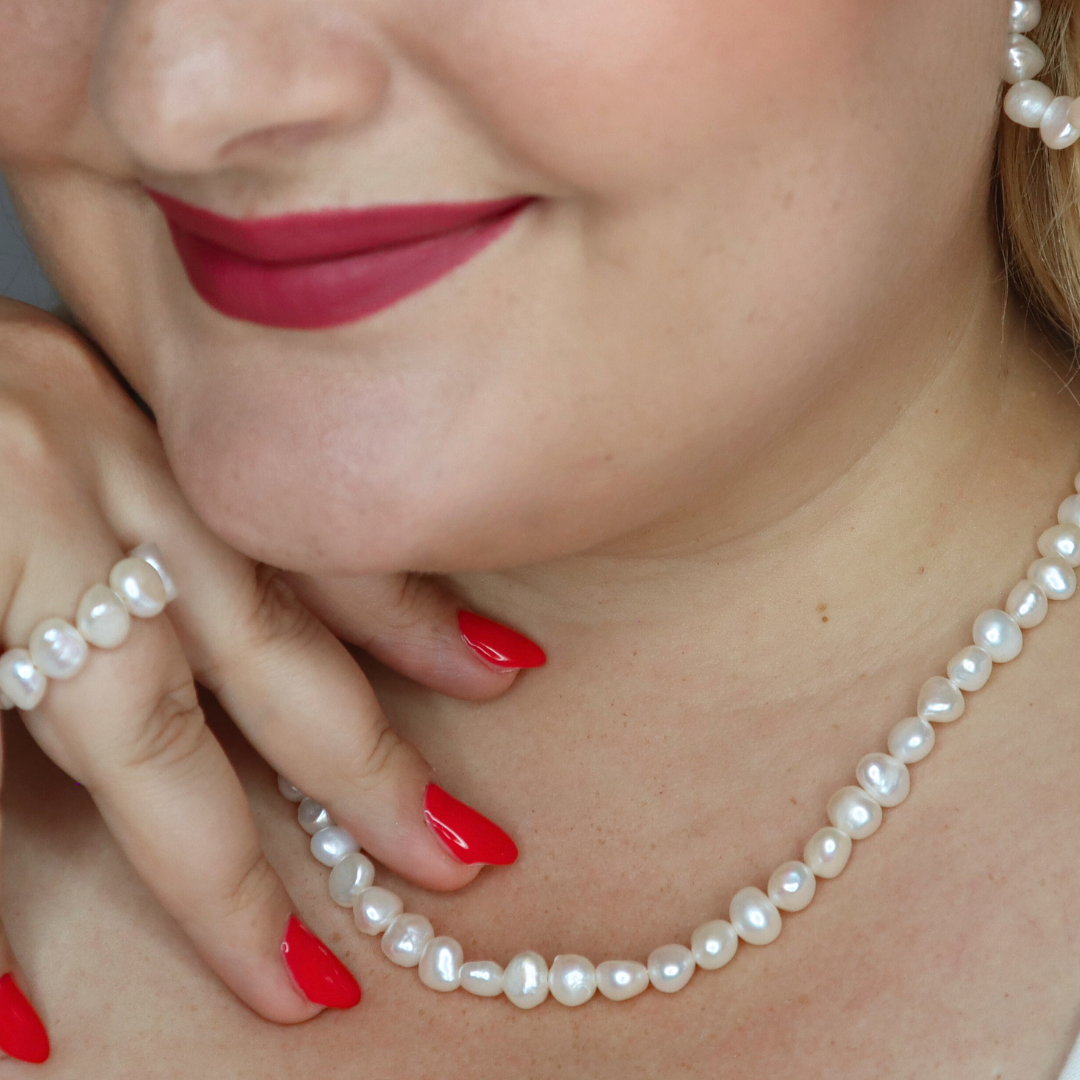 Iris Baroque Pearls Necklace
