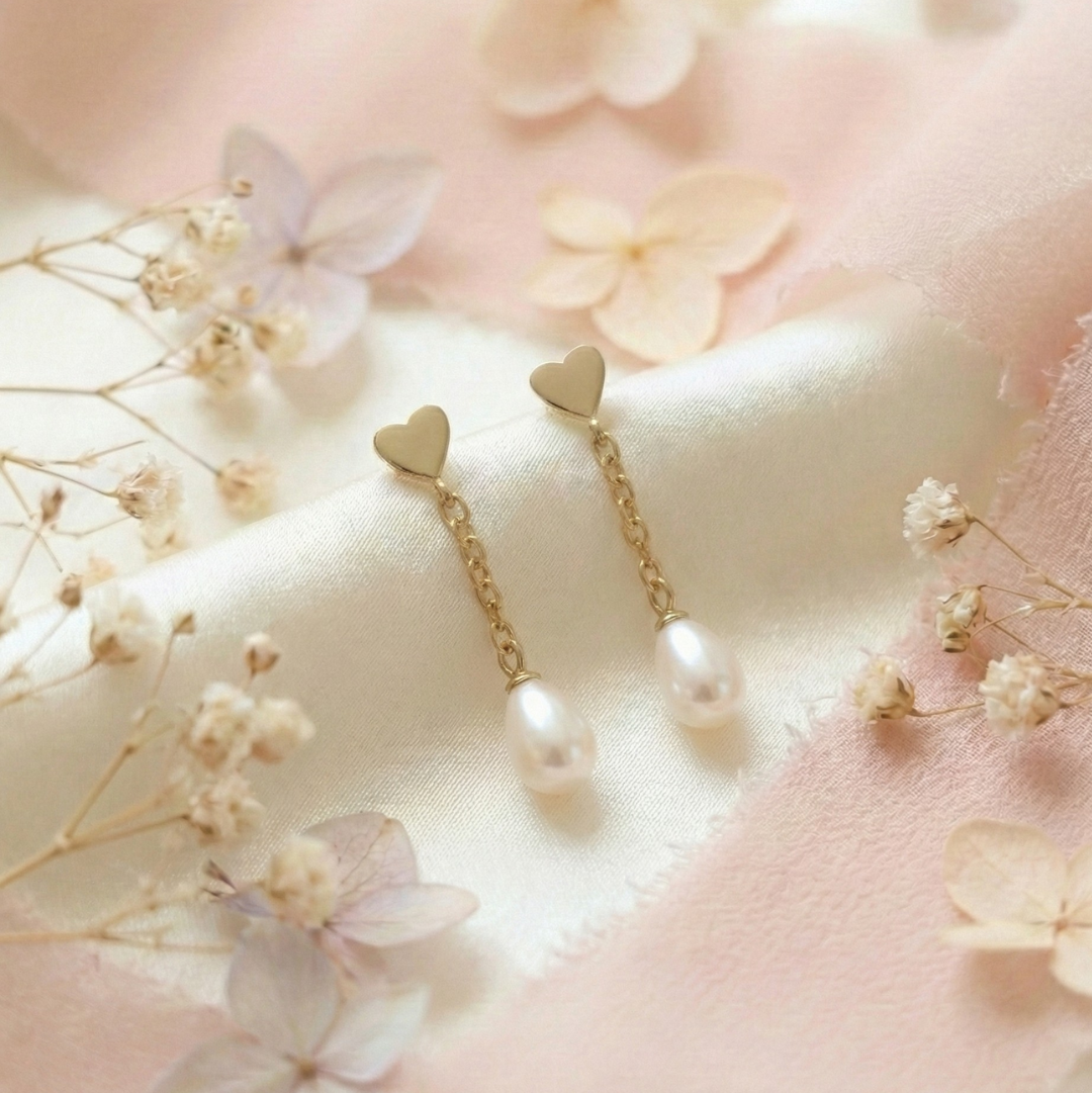 Beatrice Heart and Teardrop Pearls Earrings