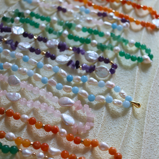 Choosing Between Pearl or Beads: The Best Options for Your Needs