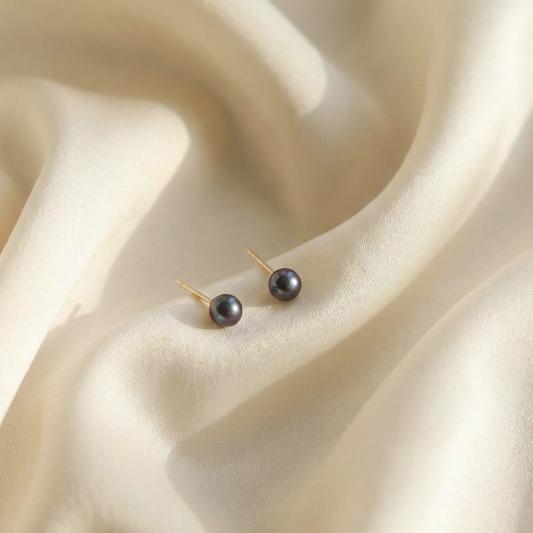 Vivi X-Small (3 mm) Black Pearl Stud Earrings