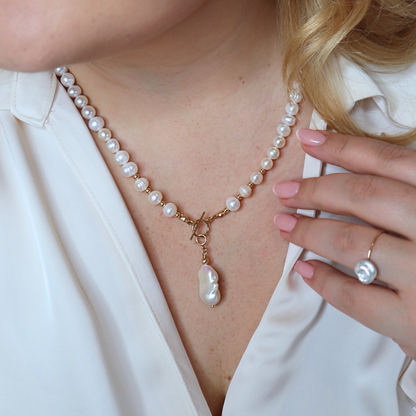 Seraphine 3 in 1 Convertible Small Pearl Necklace with Detachable Baroque Pearl Charm