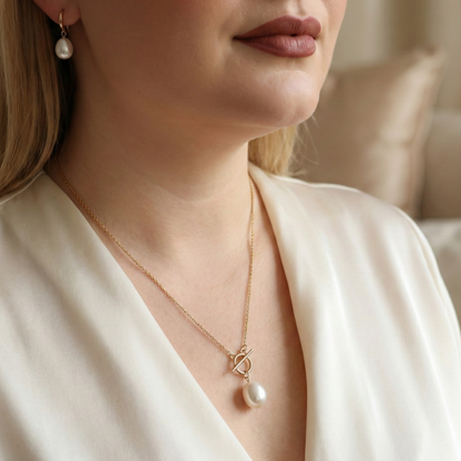 Julia 3 in 1 Convertible Large Pearl Necklace
