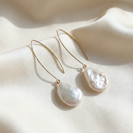 Dahlia Flat Teardrop Pull Through Earrings