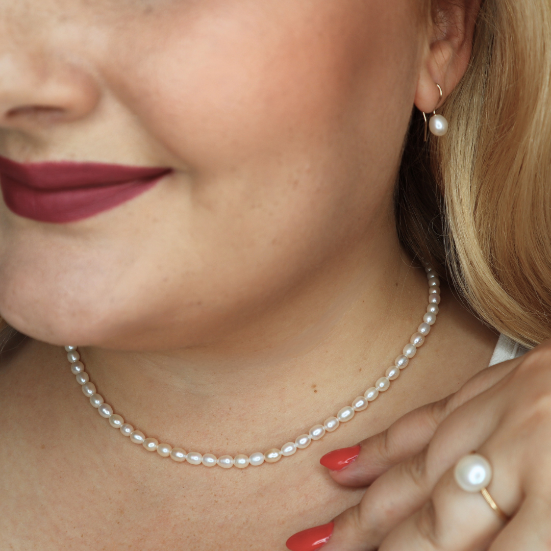 Genevive Classic Pearl Necklace