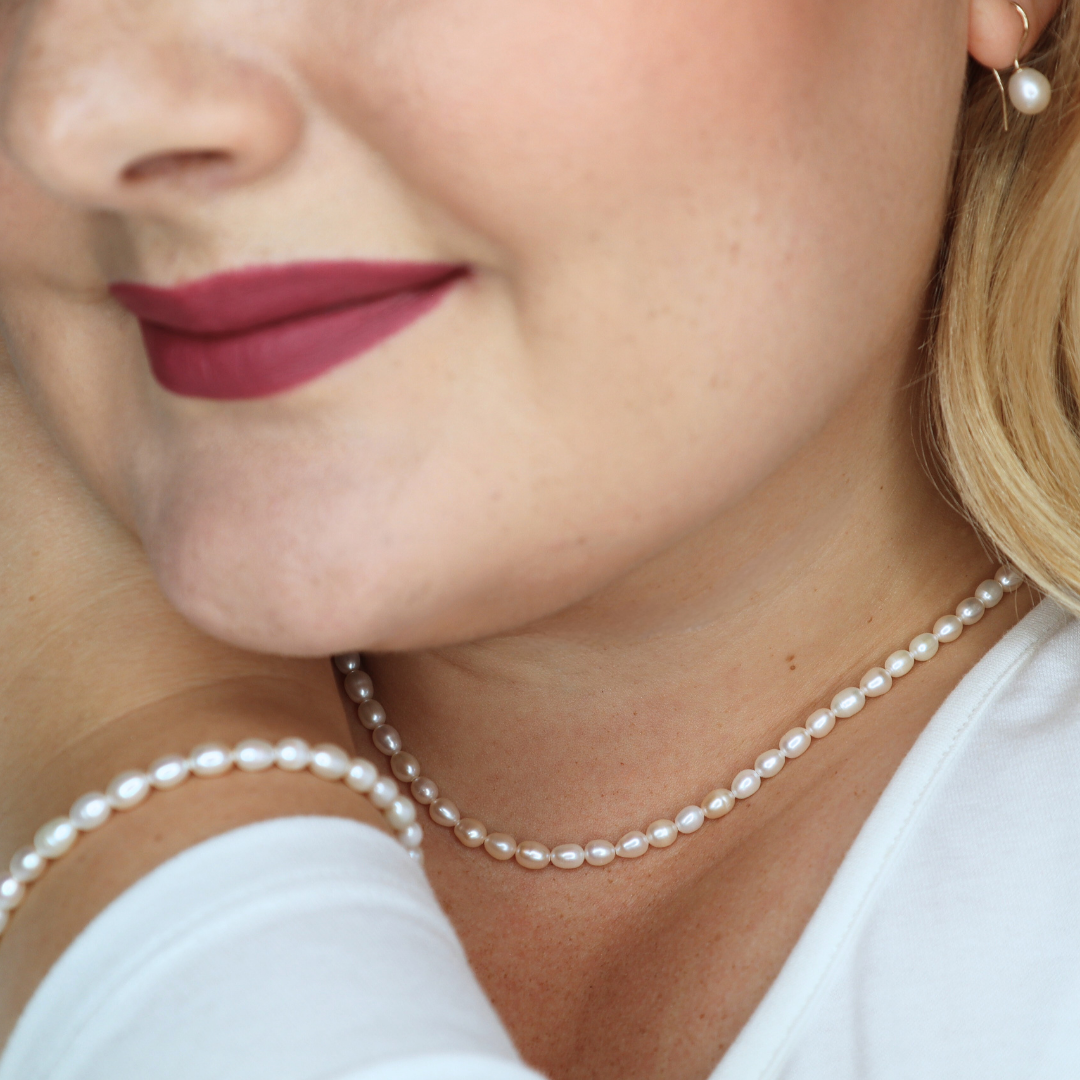 Genevive Classic Pearl Necklace