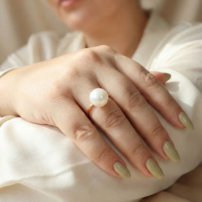 Gabrielle Large Solitaire Pearl Ring