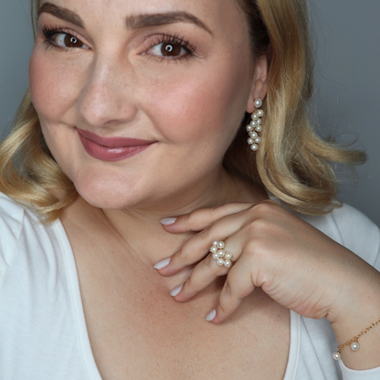 Alba Pearl Droplets Chain Ring