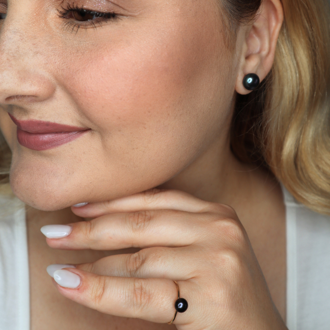 Vivi X-Large (10.5 mm) Black Pearl Stud Earrings