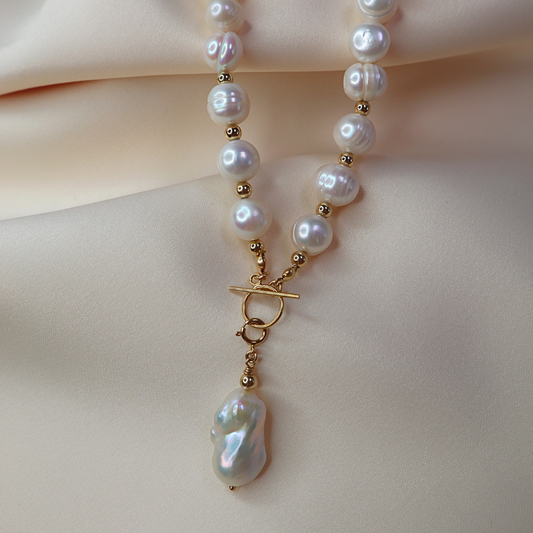 Seraphine 3 in 1 Convertible Large Pearl Necklace with Detachable Baroque Pearl Charm