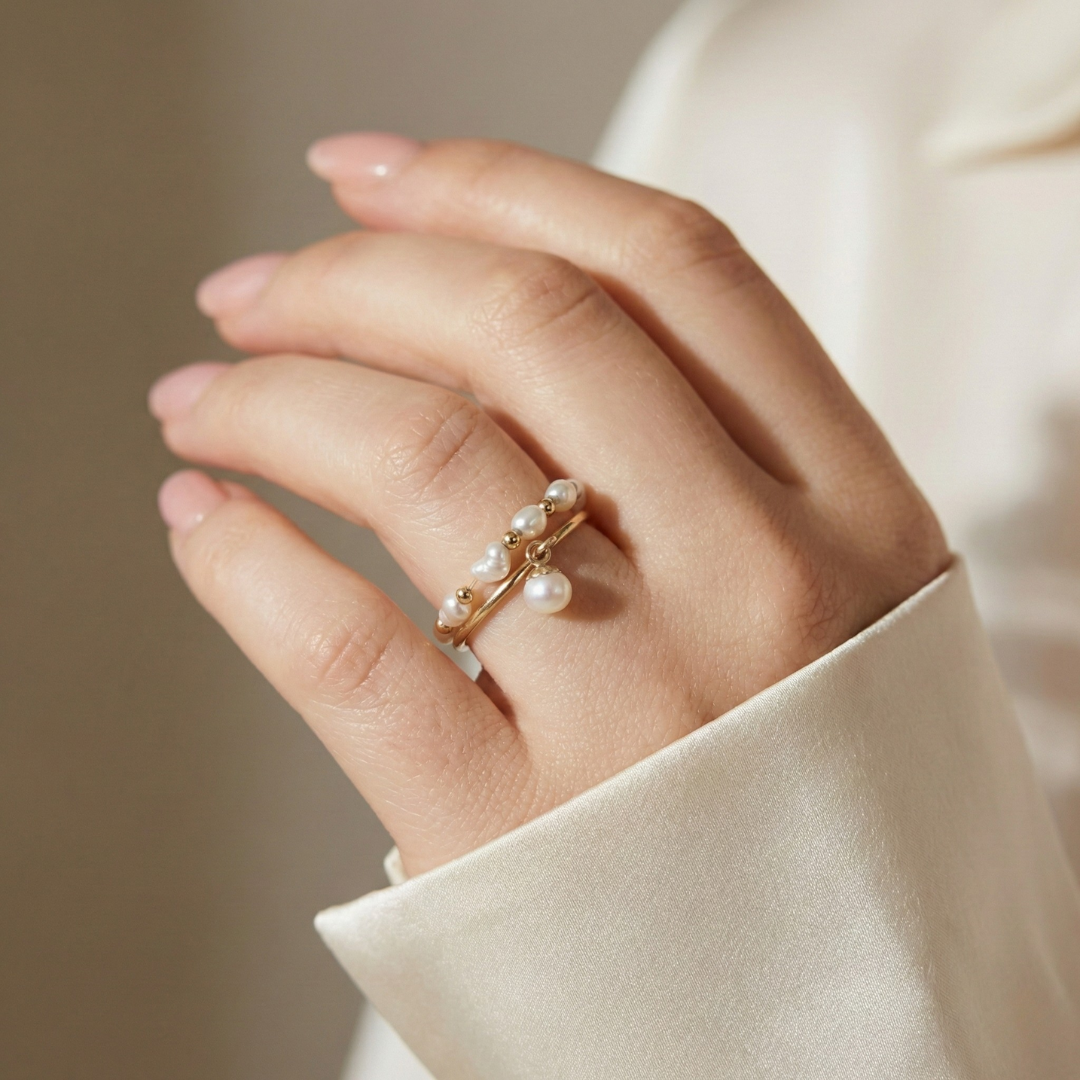 Isla Round Pearl Dangle Ring