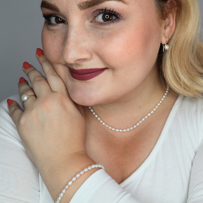 Genevive Classic Pearl Necklace