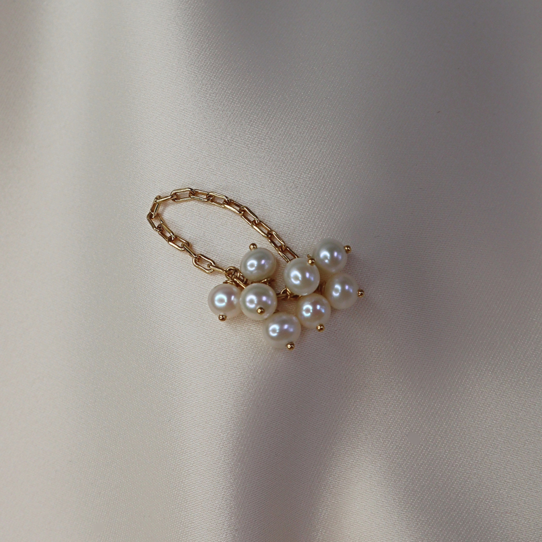 Alba Pearl Droplets Chain Ring