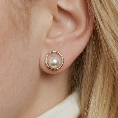 Clara Pearl Stud Earrings