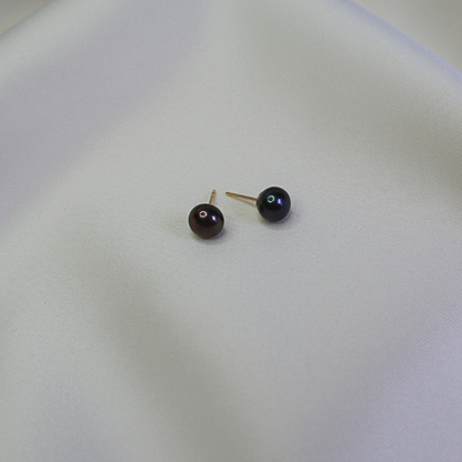 Vivi Medium (7 mm) Black Pearl Stud Earrings