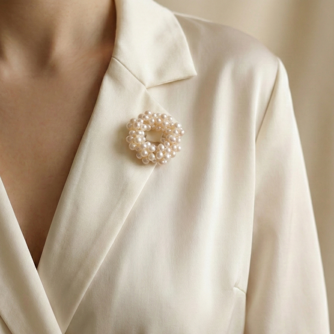 Blossom Wreath Pearl Brooch