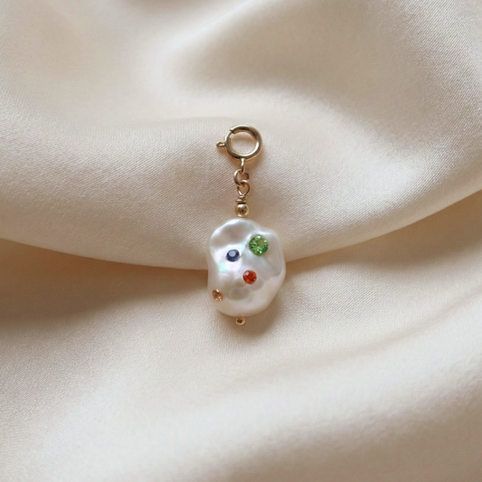 Gemmelle Bejeweled Baroque Pearl Charm with Clasp
