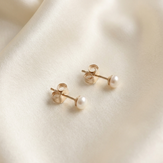Mimi X-Small (3 mm) Pearl Stud Earrings