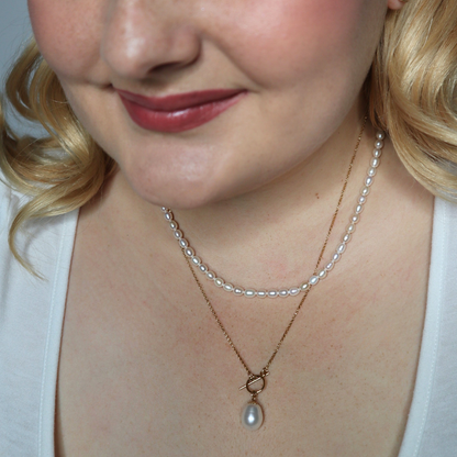 Julia Oval Pearl Charm with Clasp