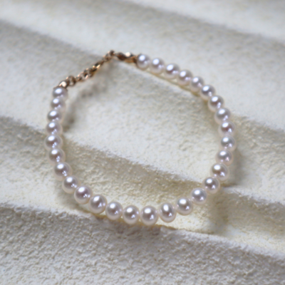 Catherine Classic Round Pearl Bracelet