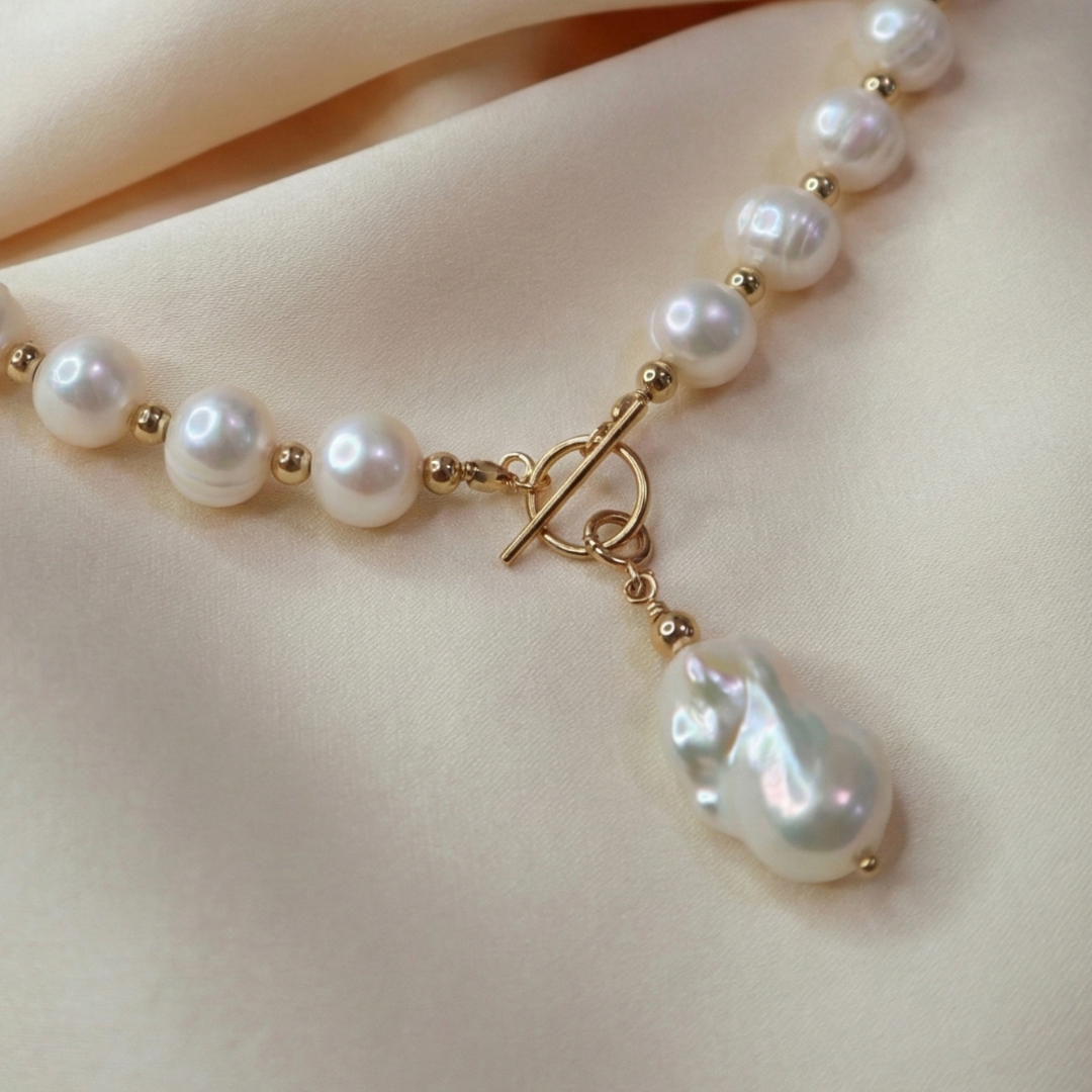 Seraphine 3 in 1 Convertible Large Pearl Necklace with Detachable Baroque Pearl Charm