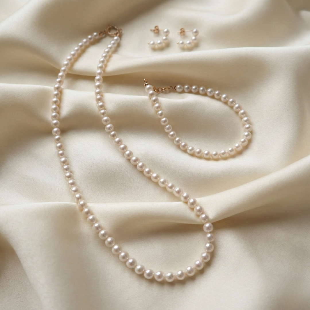 Catherine Classic Round Pearl Earrings