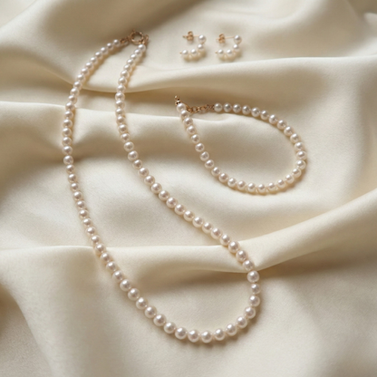 Catherine Classic Round Pearl Bracelet