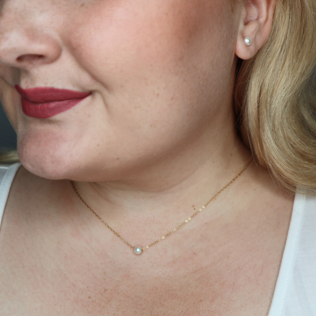 Ivy Small Single Round Pearl Necklace