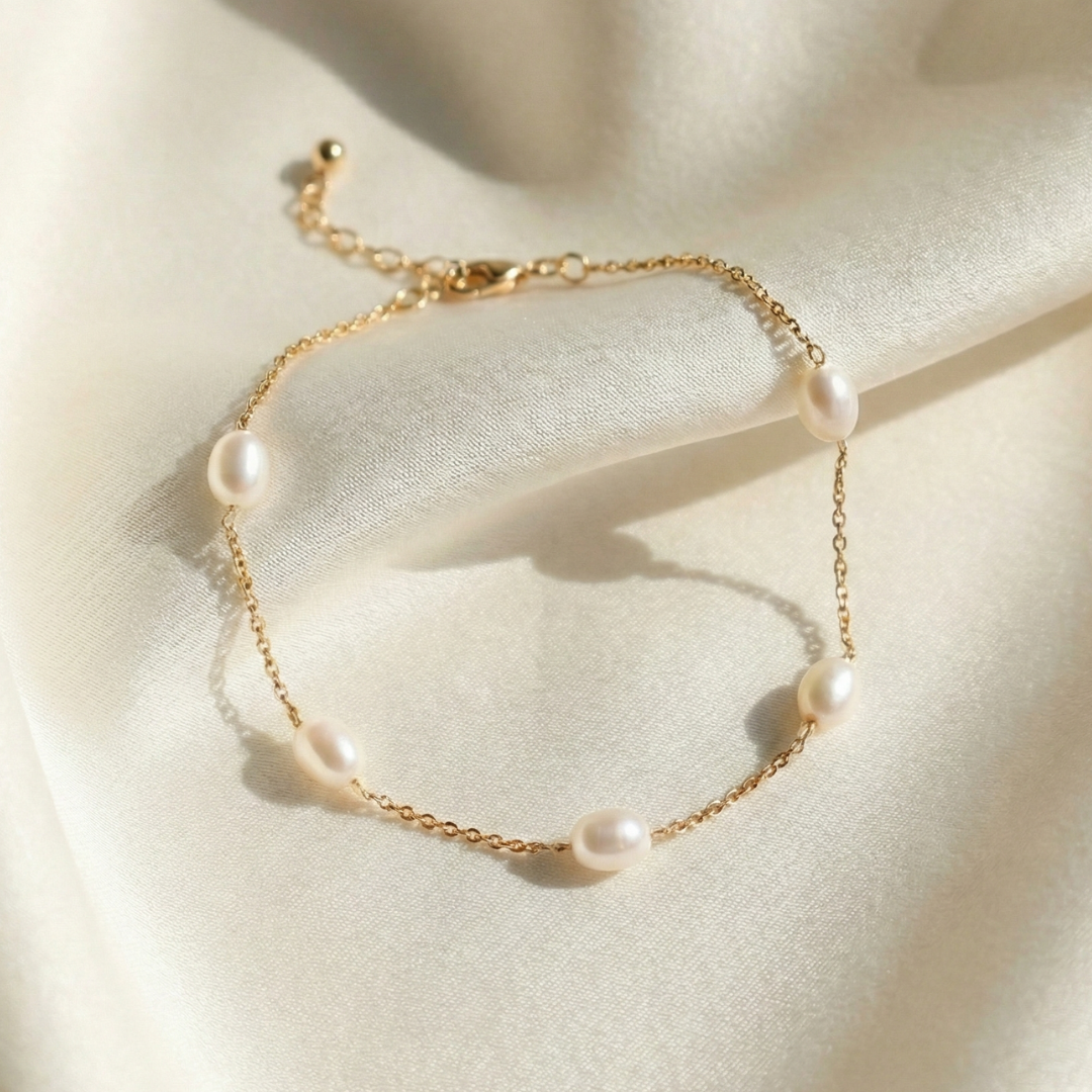 Ella Pearl Chain Bracelet