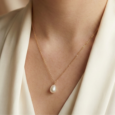 Ella Teardrop Pearl Chain Necklace