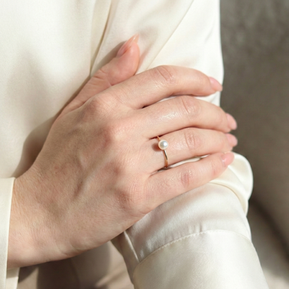 Ariel Round Pearl Ring