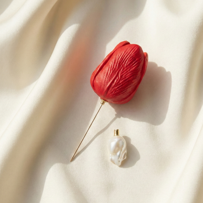 Tulip Baroque Pearl Brooch