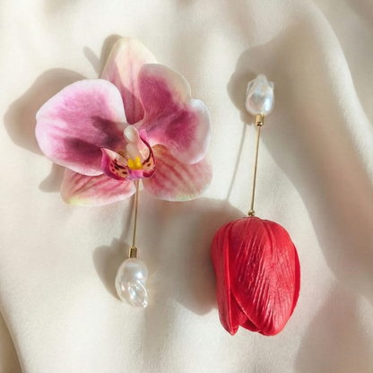 Tulip Baroque Pearl Brooch