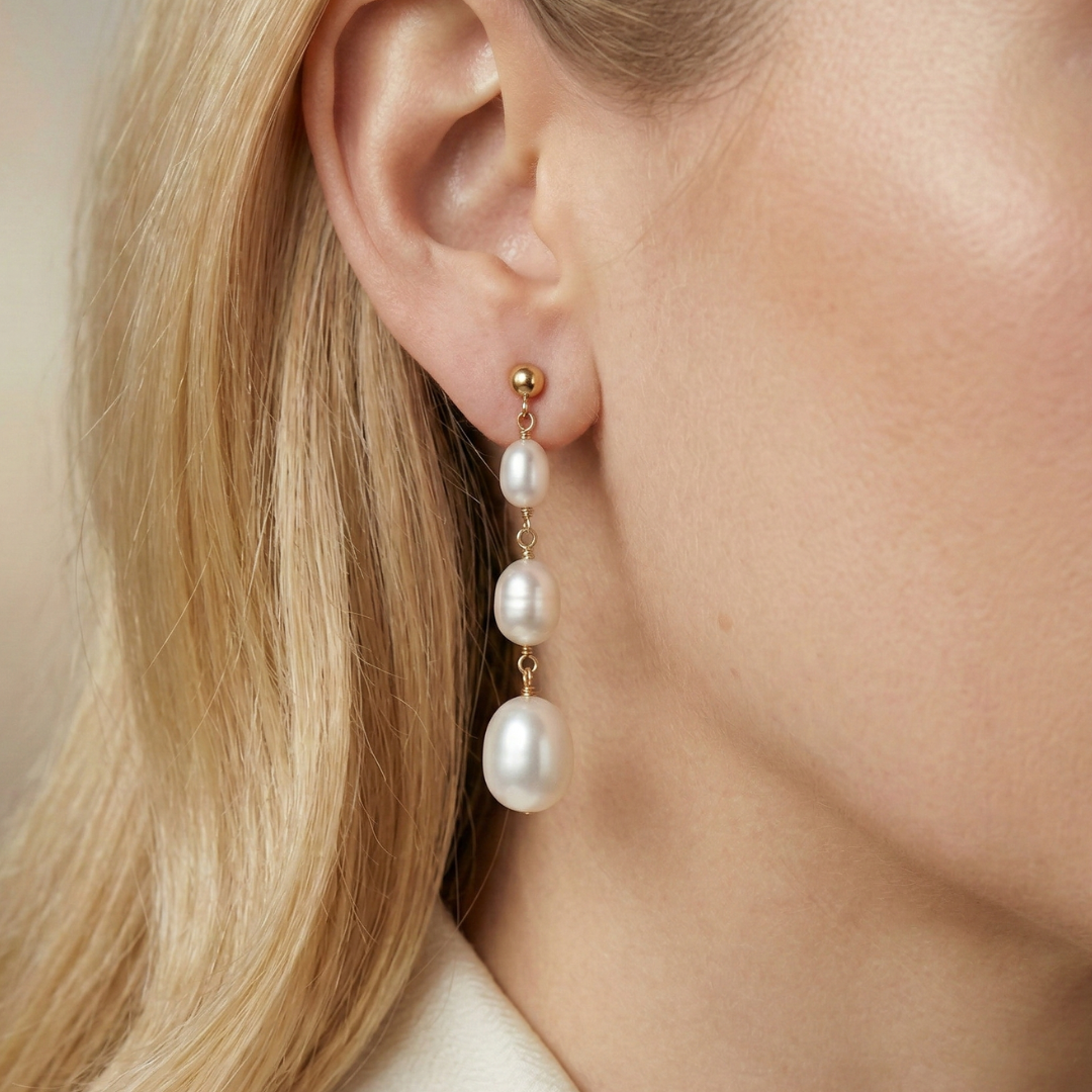 Camelia Crescendo Drop Pearl Earrings - Clip On