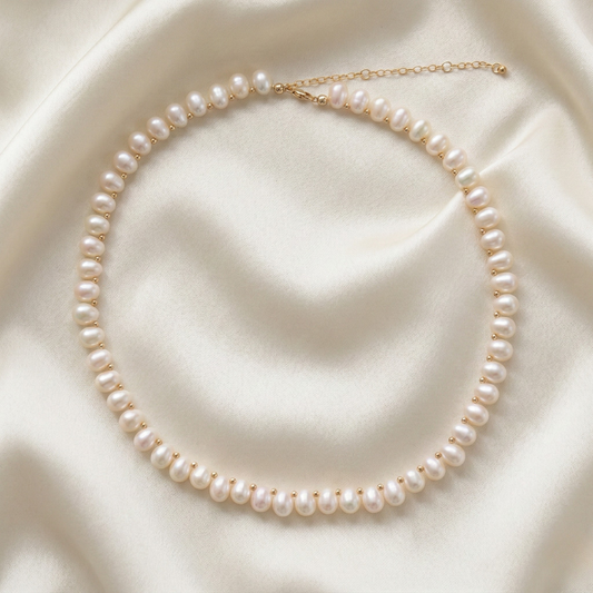 Eleanor Classic Teardrop Pearls and Beads Necklace