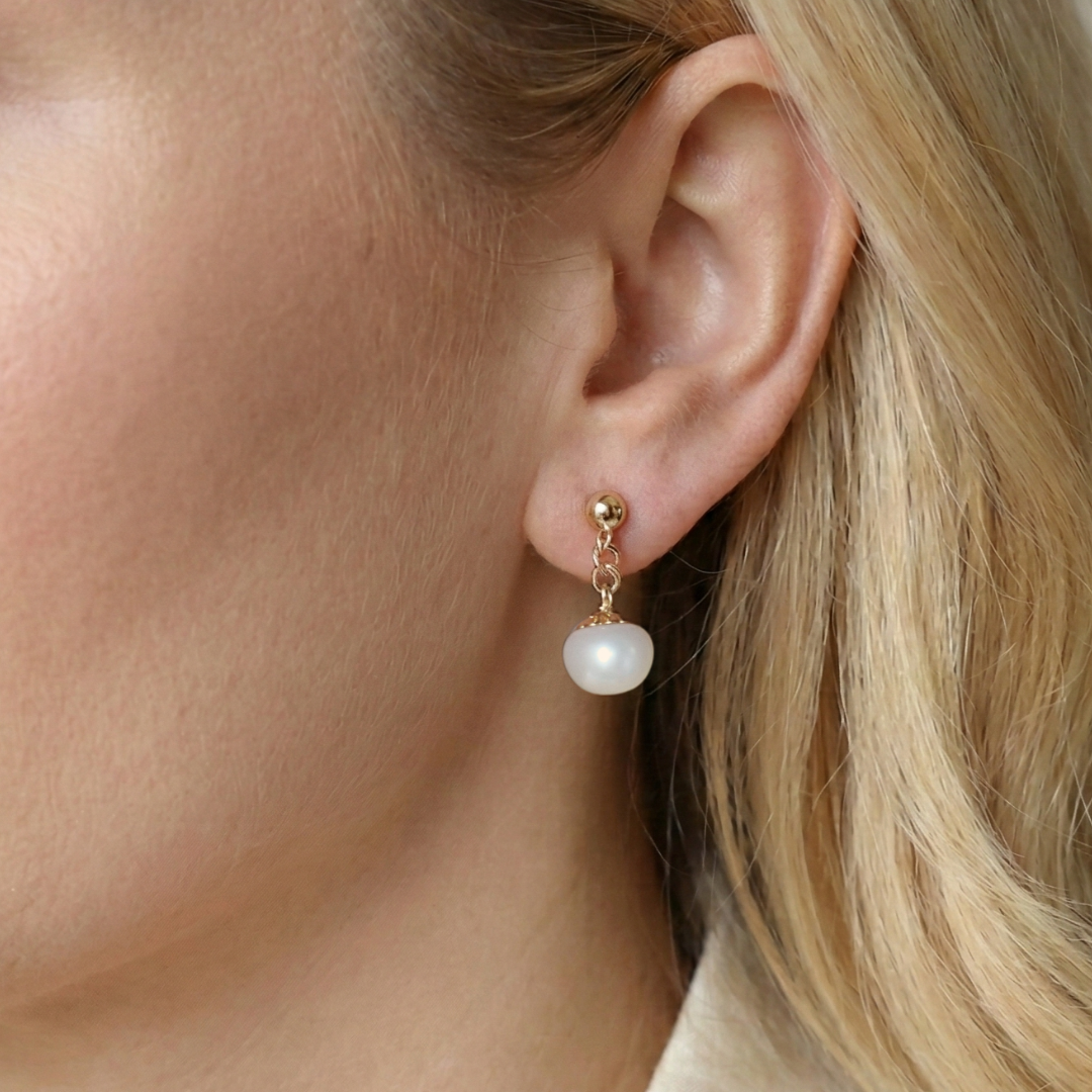 Naomi Drop Pearl Earrings - Clip On