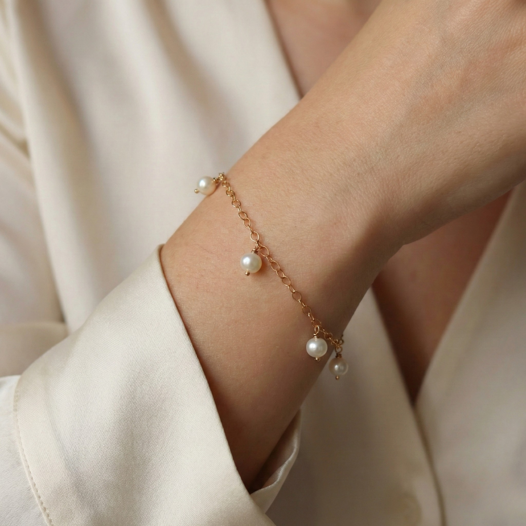 Alba Round Pearl Drops Bracelet