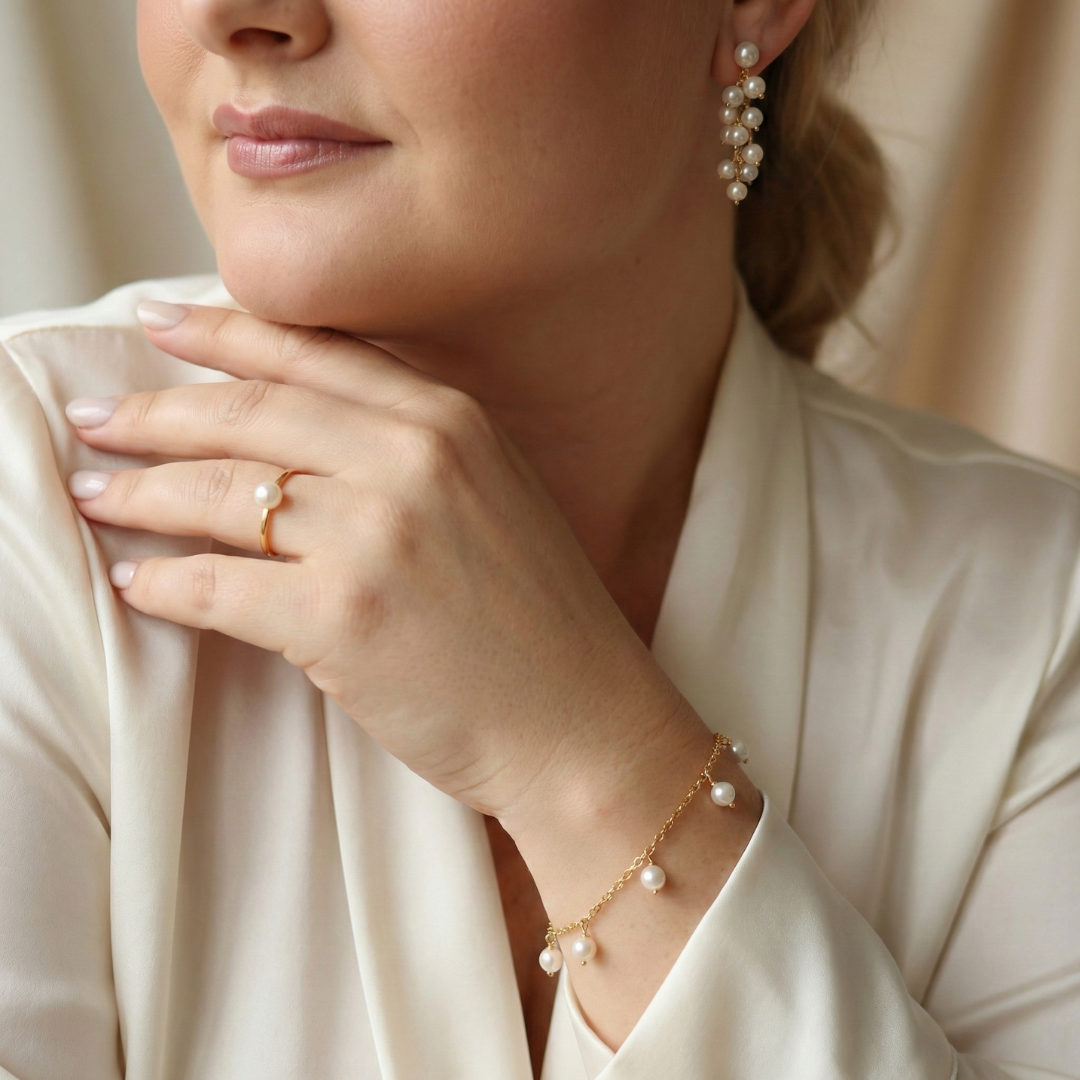 Alba Round Pearl Drops Bracelet