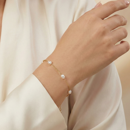 Thea Pearl Chain Bracelet