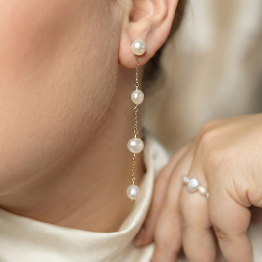 Luna Long Baroque Pearl Earrings - Clip On