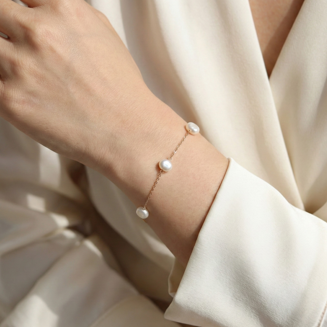 Luna Four Pearl Chain Bracelet
