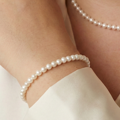 Catherine Classic Round Pearl Bracelet